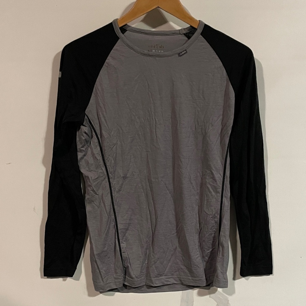 DHB Stylish Women's Long Sleeve thermal Tee in Gray and Black